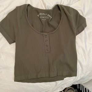 Size medium seriously soft Aeropostale seamless crop top